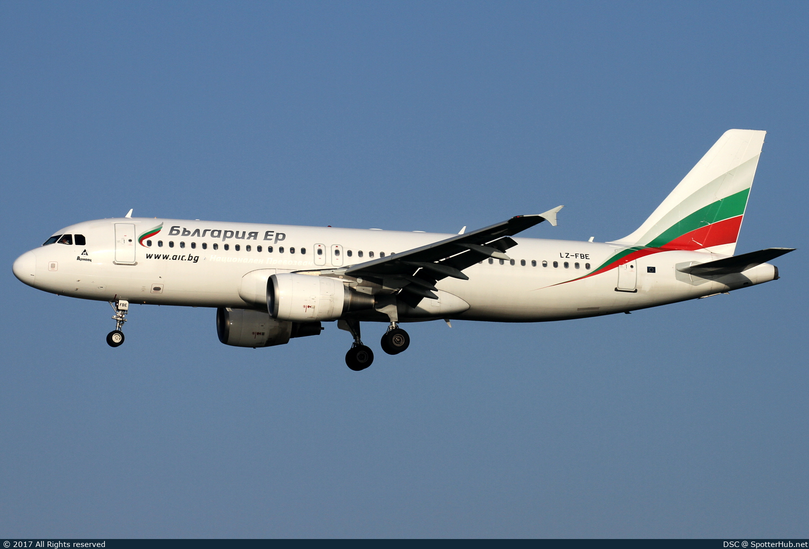 Photo of LZ-FBE - Airbus A320-214 operated by Bulgaria Air