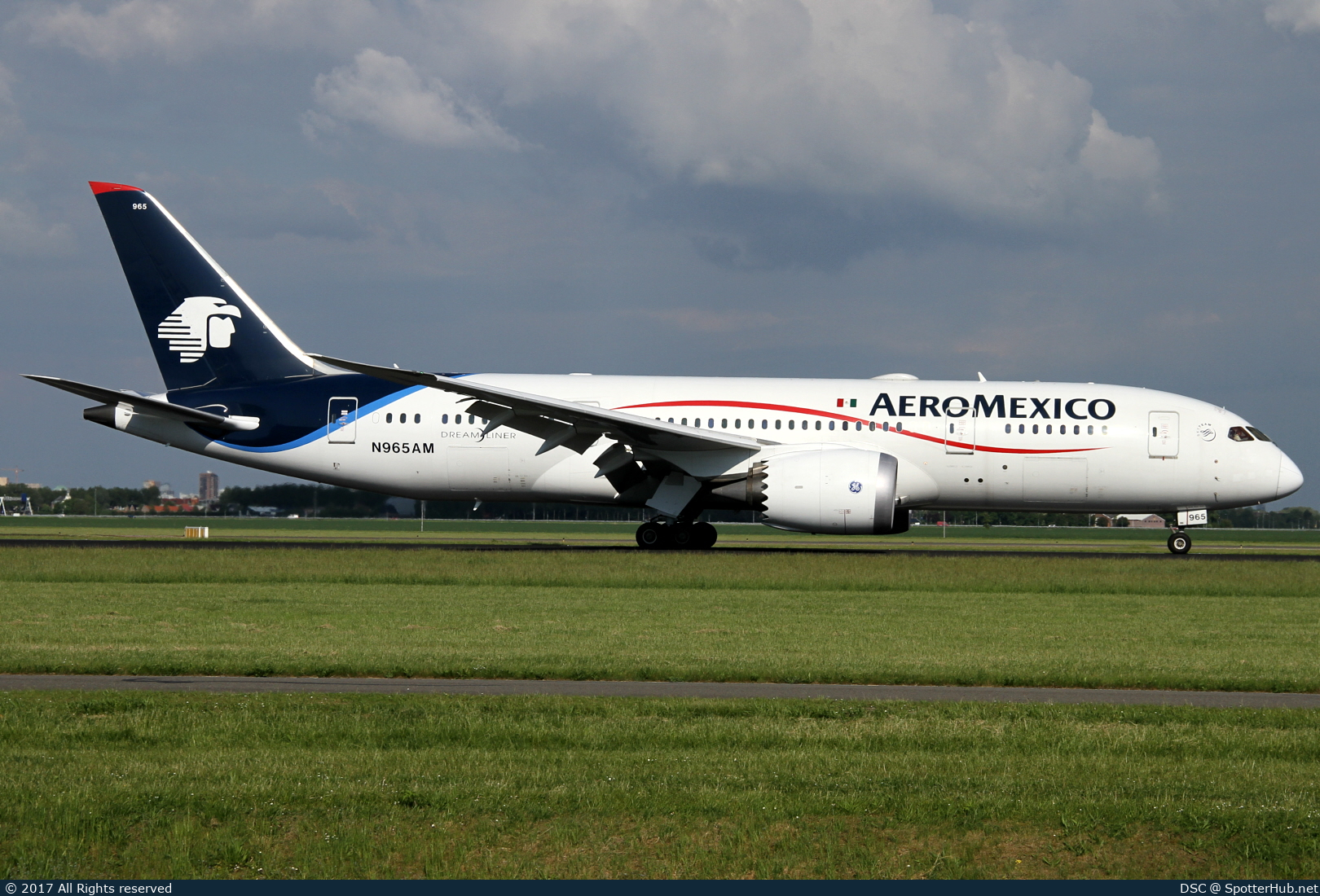 Photo of N965AM - Boeing 787-8 Dreamliner operated by Aeroméxico