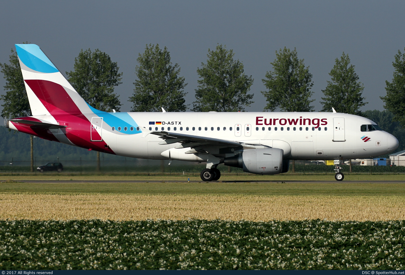 Photo of D-ASTX - Airbus A319-112 operated by Eurowings