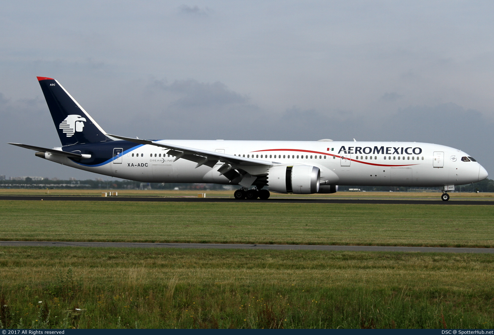 Photo of XA-ADC - Boeing 787-9 Dreamliner operated by Aeroméxico