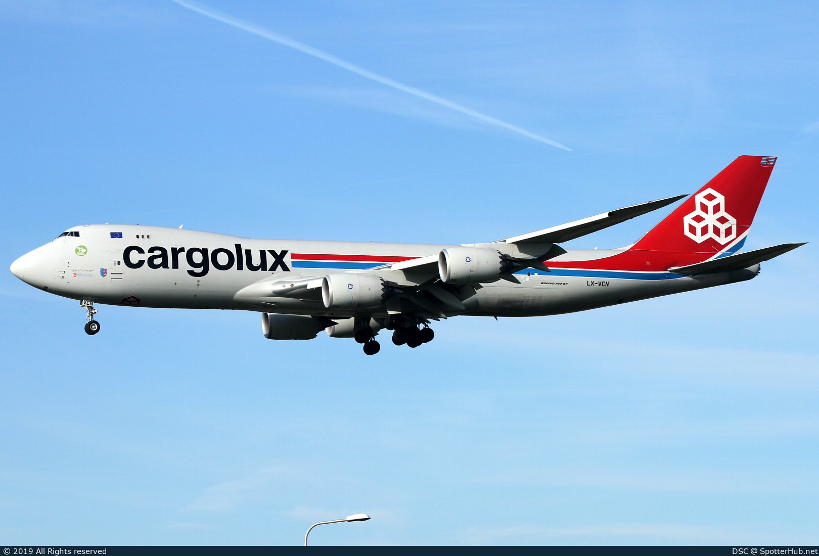 Photo of LX-VCN - Boeing 747-8R7F operated by Cargolux