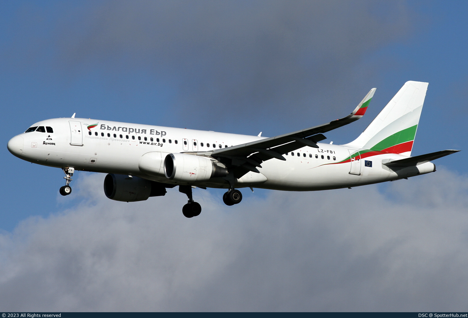 Photo of LZ-FBI - Airbus A320-214 operated by Bulgaria Air