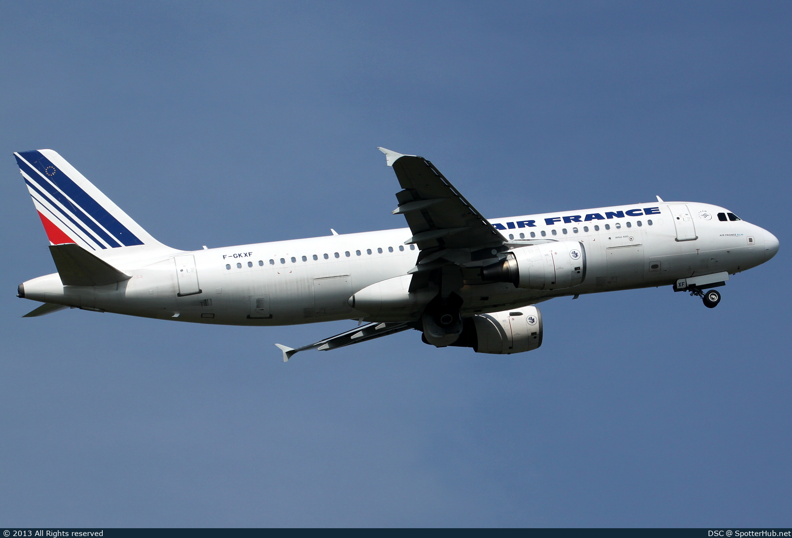Photo of F-GKXF - Airbus A320-214 operated by Air France