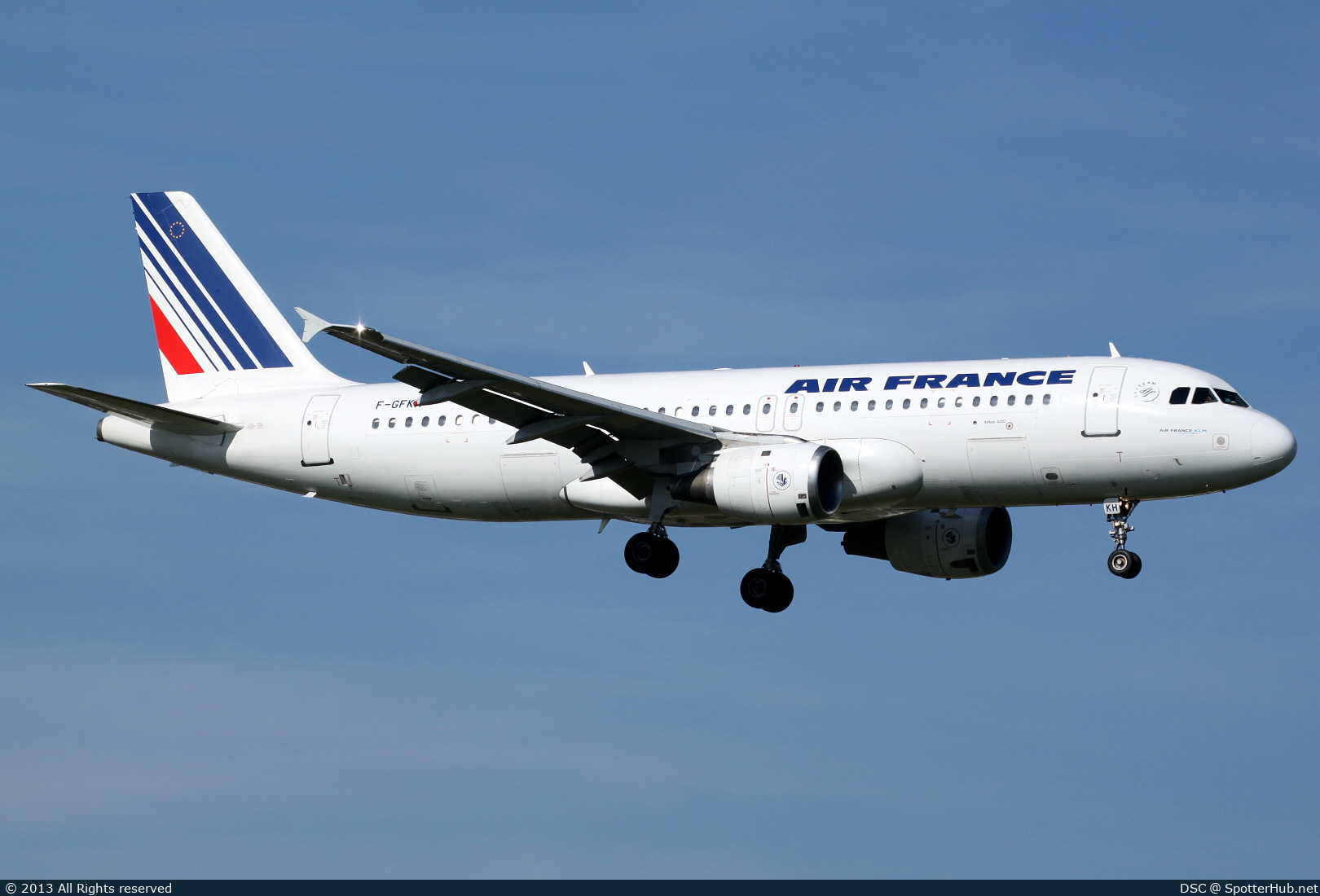 Photo of F-GFKH - Airbus A320-211 operated by Air France
