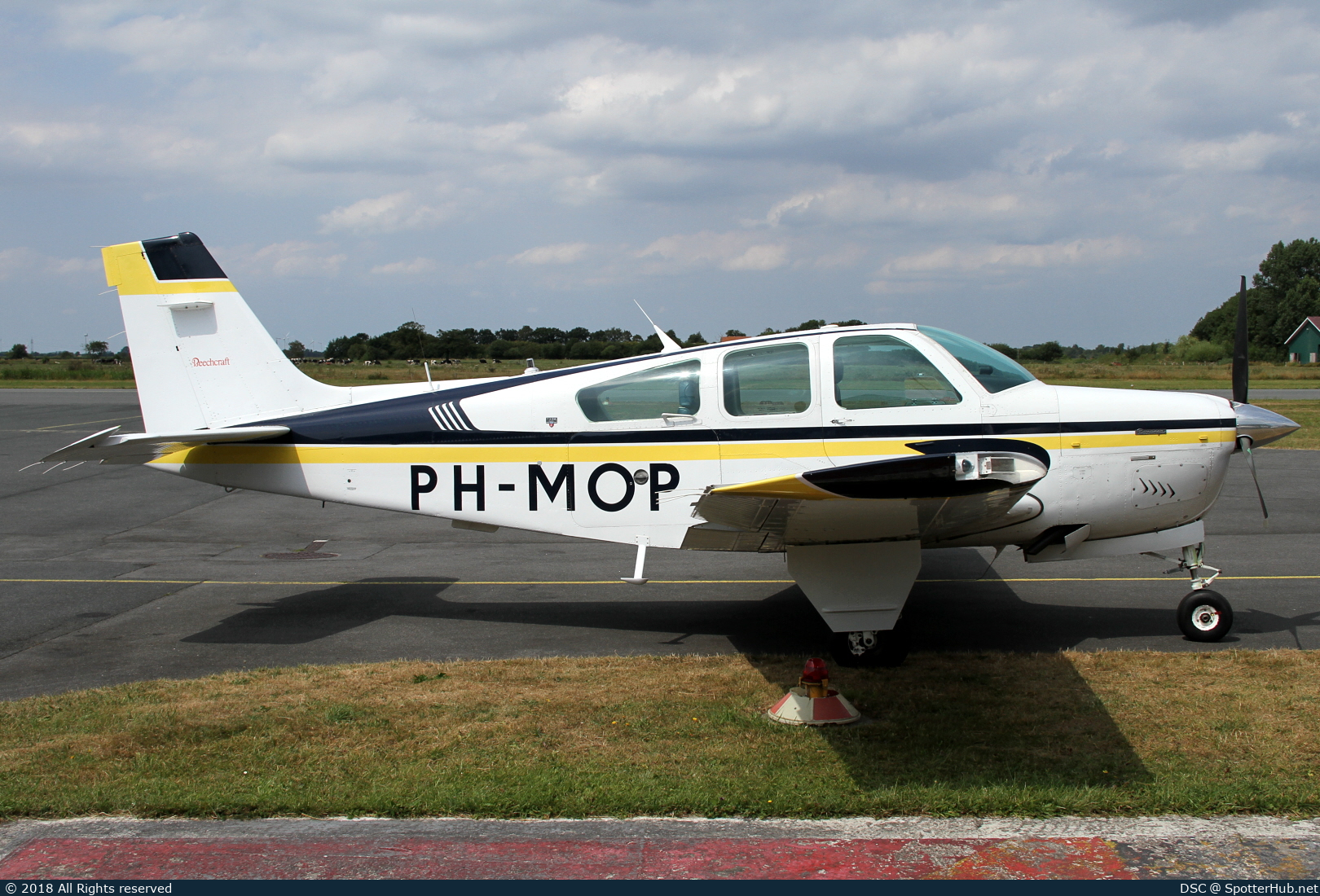 Photo of PH-MOP - Beechcraft F33A Bonanza operated by Private