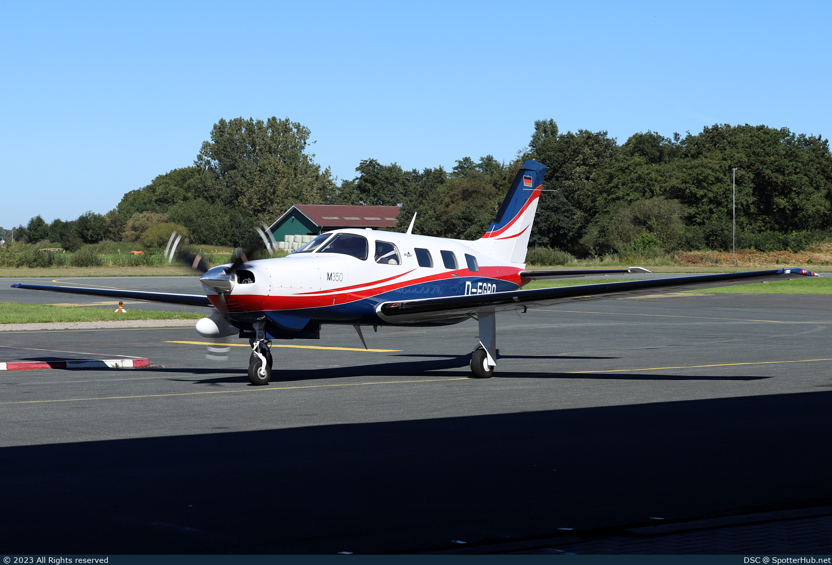 Photo of D-EGRO - Piper PA-46-350P M350 operated by Private