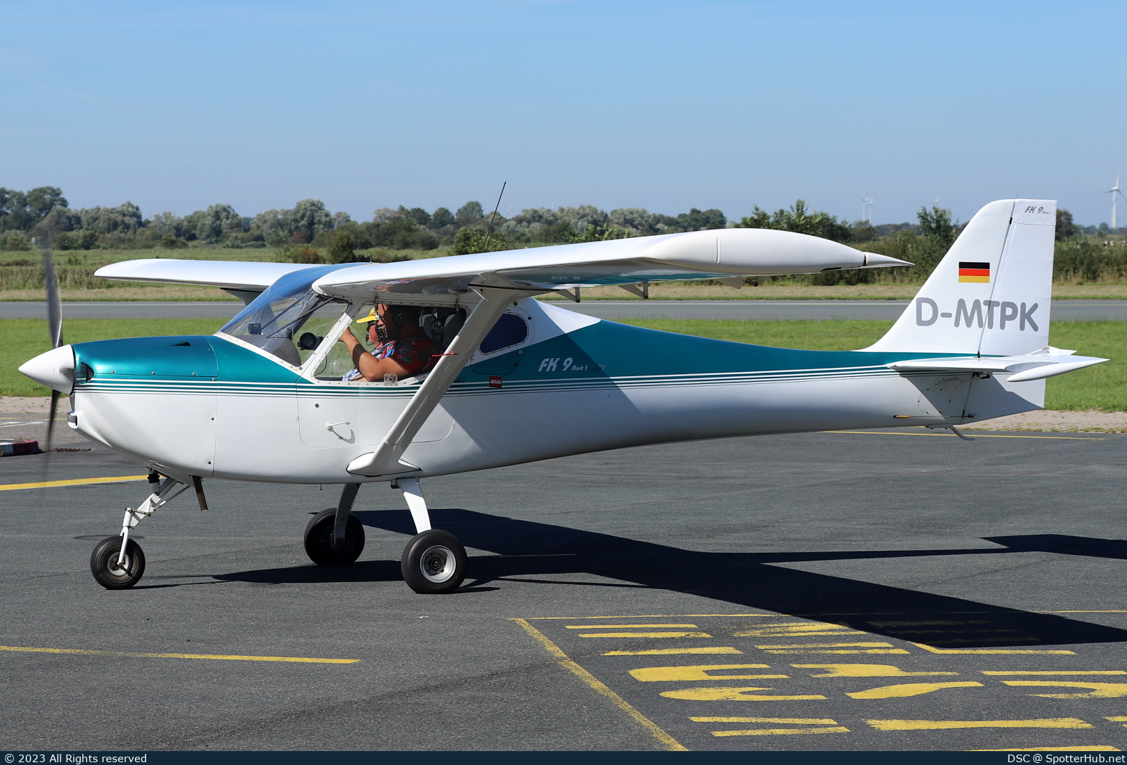 Photo of D-MTPK - FK-Lightplanes FK9 Mk.III operated by Private