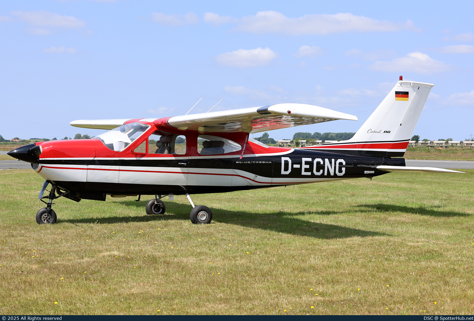 Photo of D-ECNG - Reims-Cessna F177RG Cardinal RG operated by Private