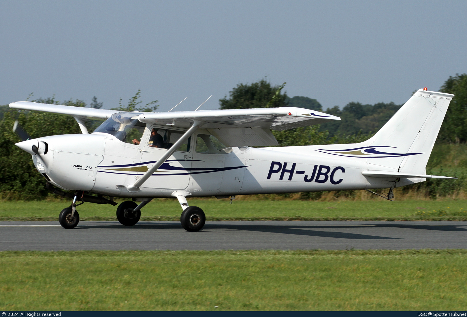 Photo of PH-JBC - Reims-Cessna F172M Skyhawk operated by Aeroclub Hilversum-Amsterdam