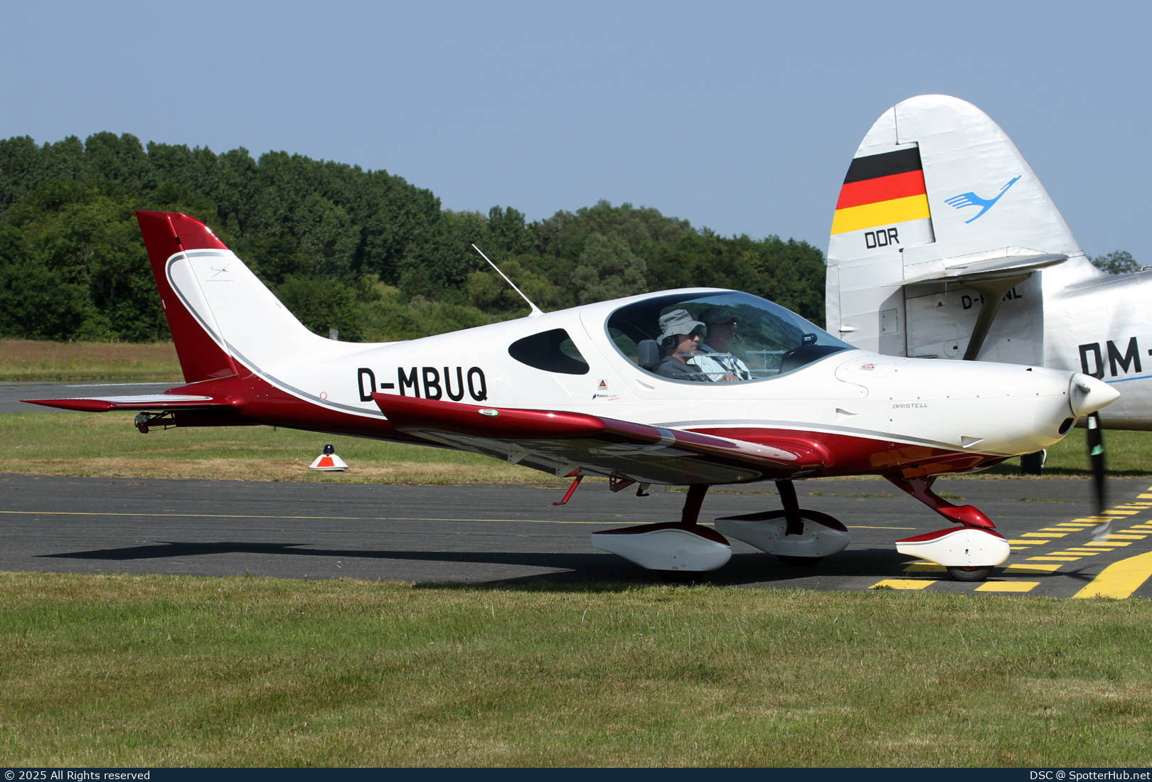 Photo of D-MBUQ - BRM Aero Bristell NG 5 LSA operated by Fliegergruppe Bad Saulgau