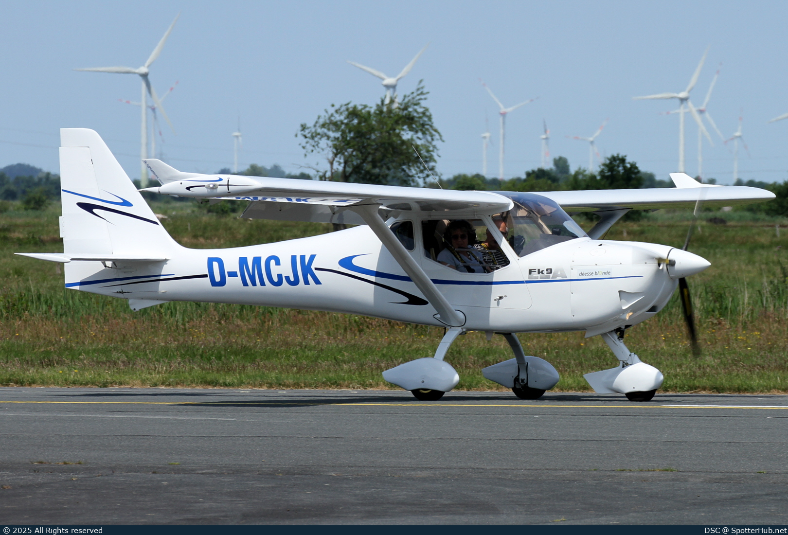Photo of D-MCJK - FK-Lightplanes FK9 ELA operated by Private
