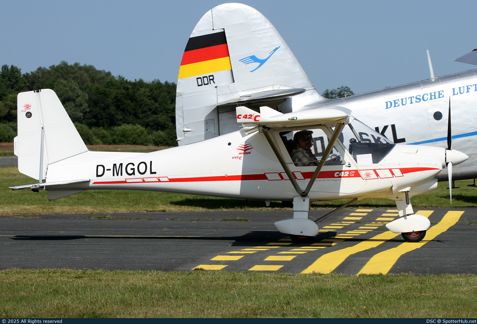 Photo of D-MGOL - Comco Ikarus C42 C operated by Fliegergruppe Bad Saulgau