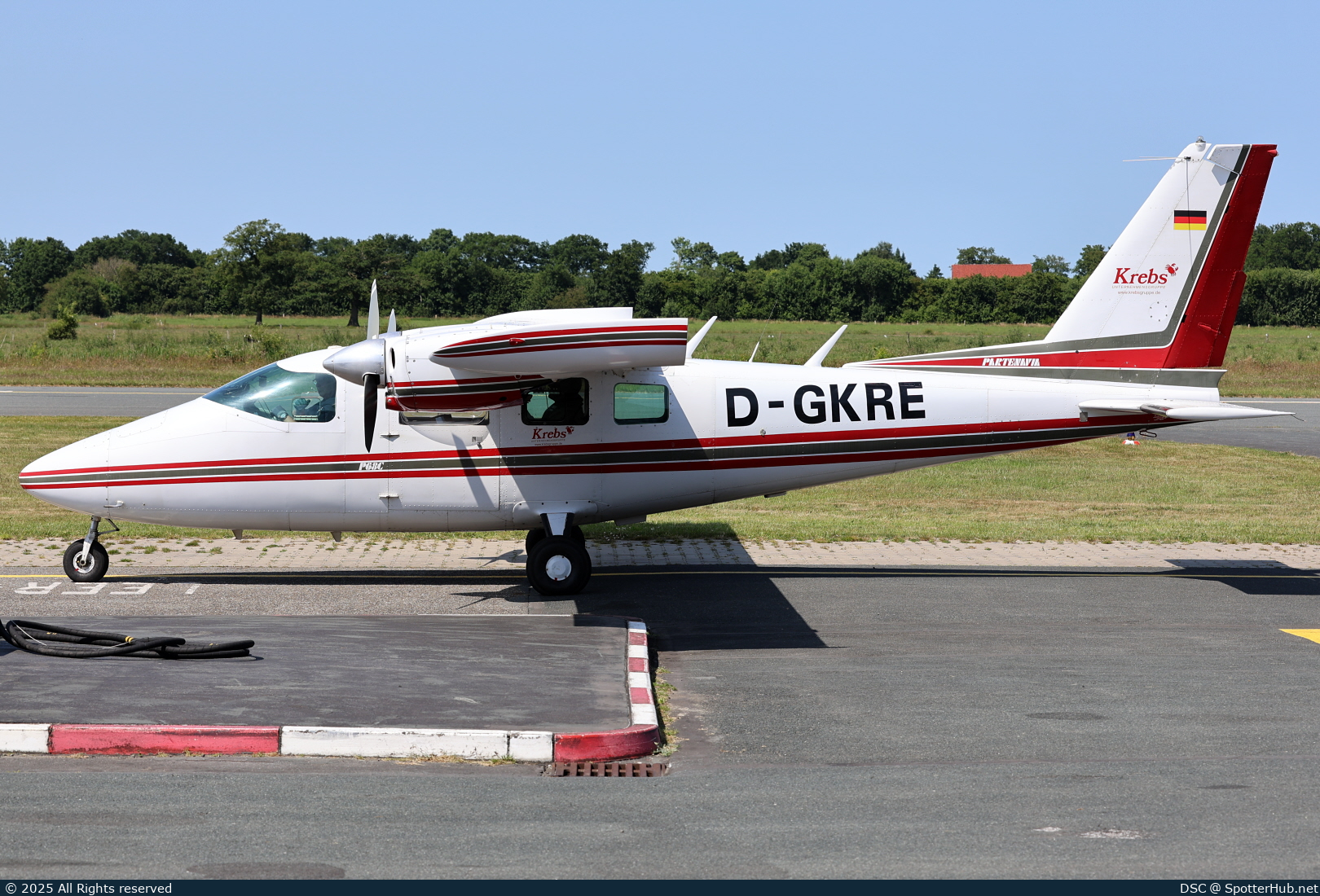 Photo of D-GKRE - Partenavia P.68C Victor operated by Krebs Unternehmensgruppe