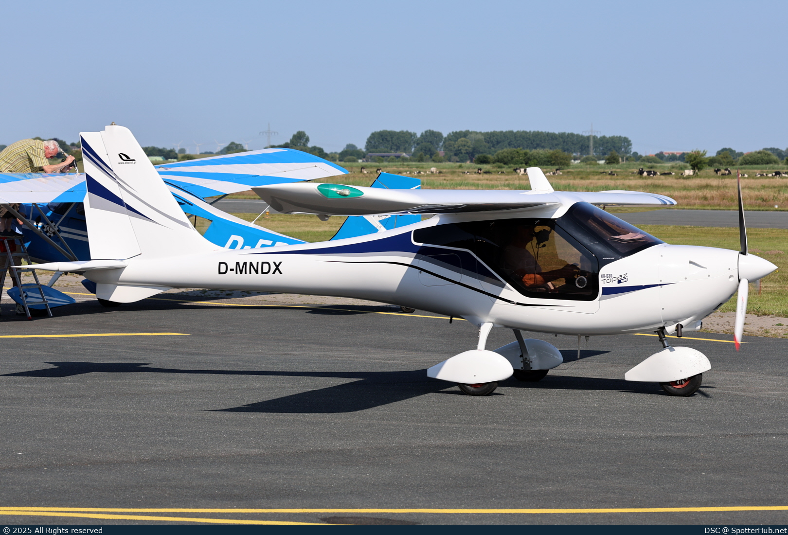 Photo of D-MNDX - Ekolot KR-030 Topaz Sport operated by Private