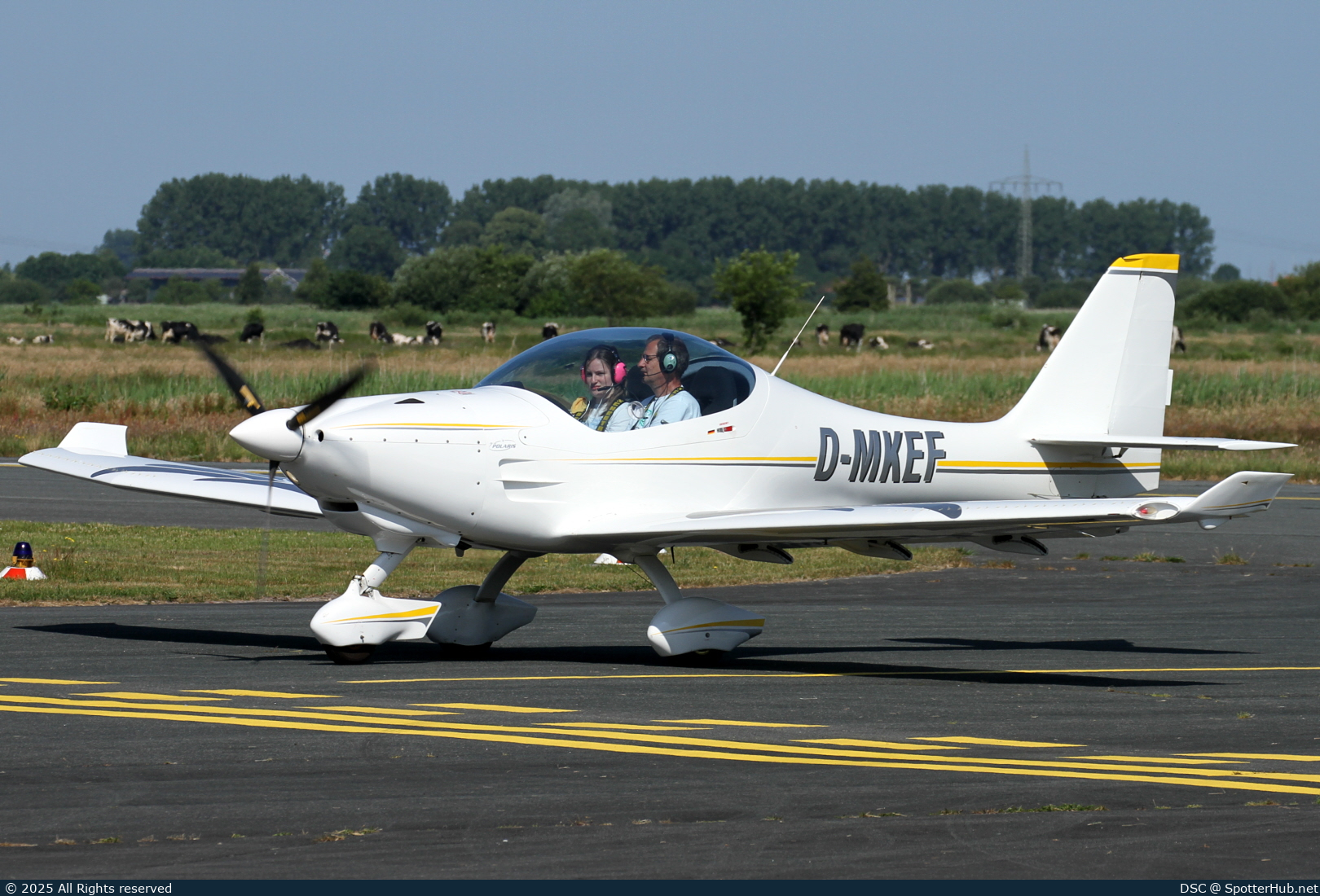 Photo of D-MKEF - FK-Lightplanes FK14 B Polaris operated by Private