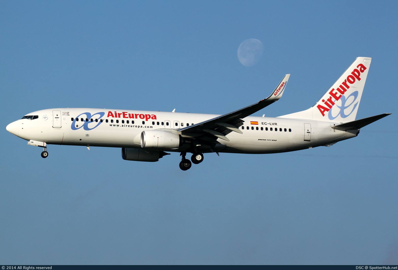 Photo of EC-LVR - Boeing 737-85P operated by Air Europa