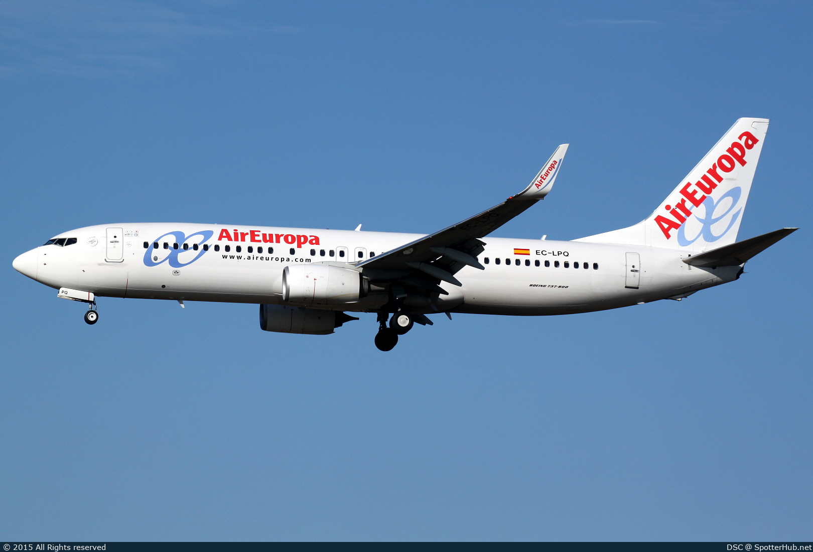 Photo of EC-LPQ - Boeing 737-85P operated by Air Europa