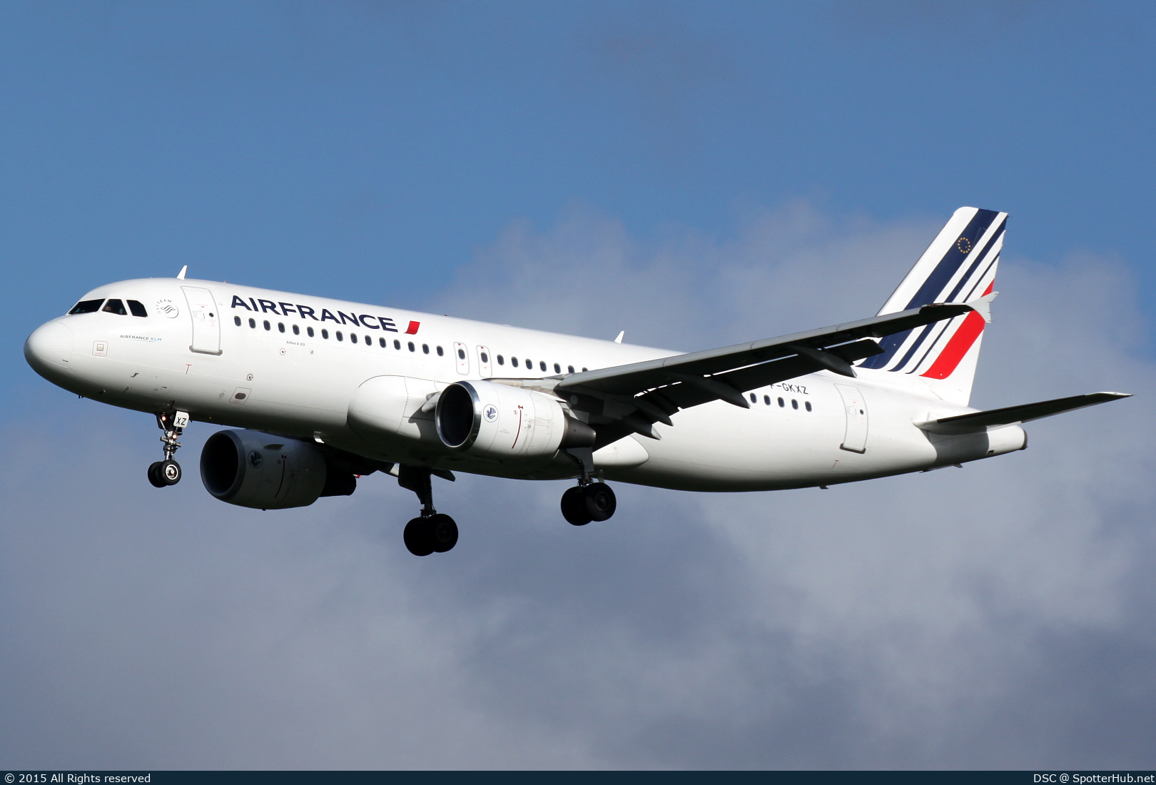 Photo of F-GKXZ - Airbus A320-214 operated by Air France