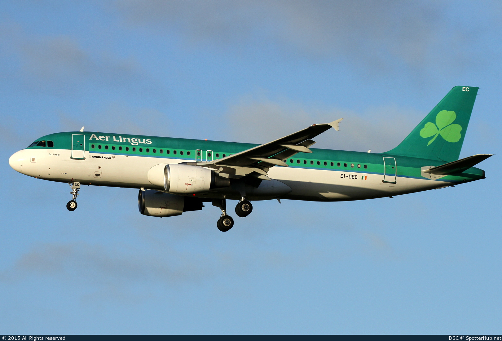 Photo of EI-DEC - Airbus A320-214 operated by Aer Lingus