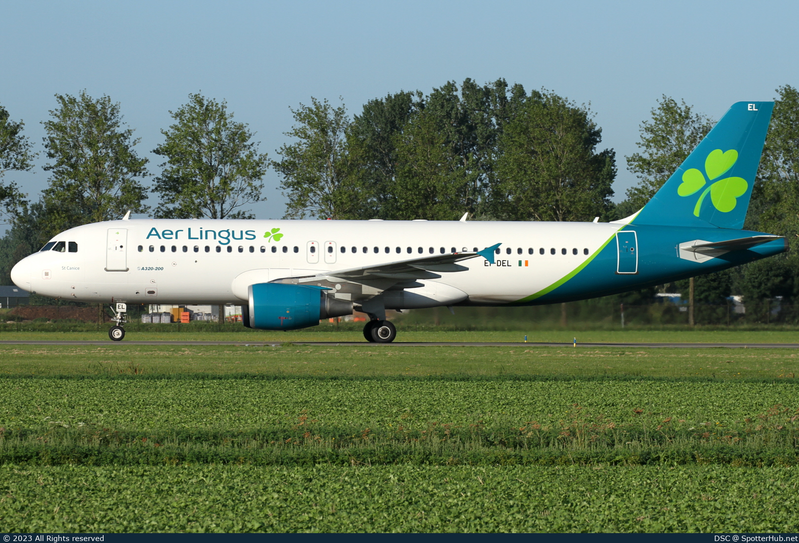 Photo of EI-DEL - Airbus A320-214 operated by Aer Lingus