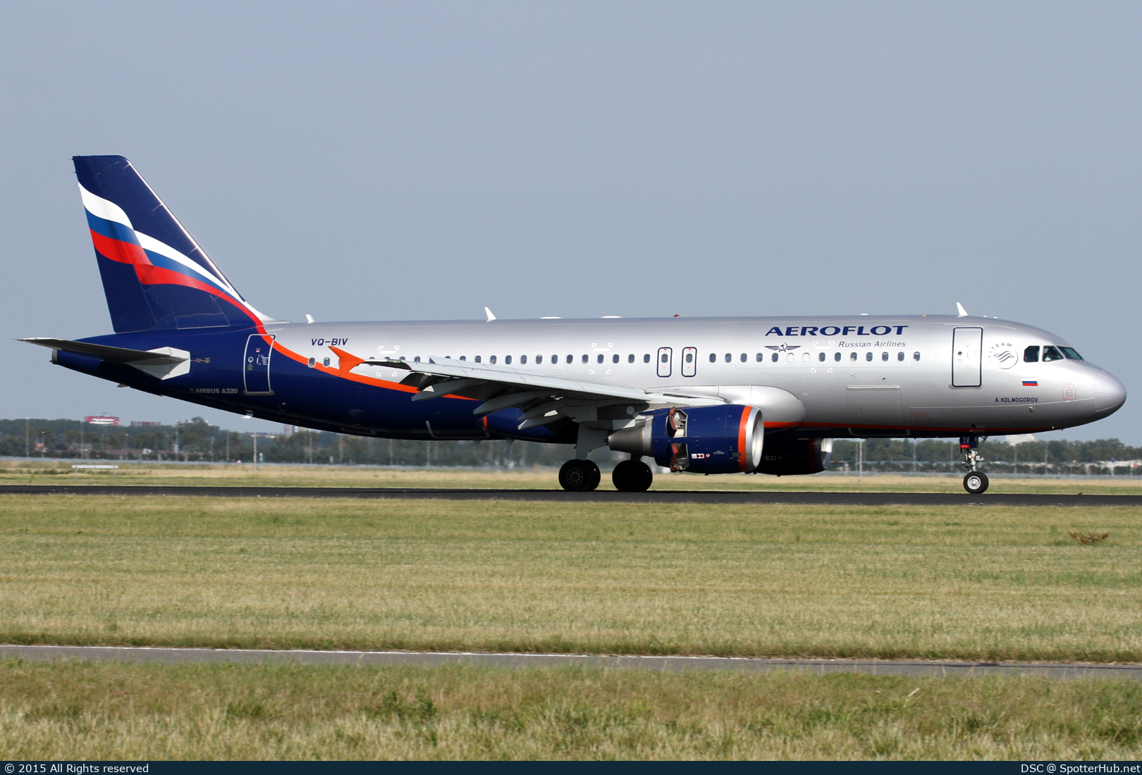 Photo of VQ-BIV - Airbus A320-214 operated by Aeroflot