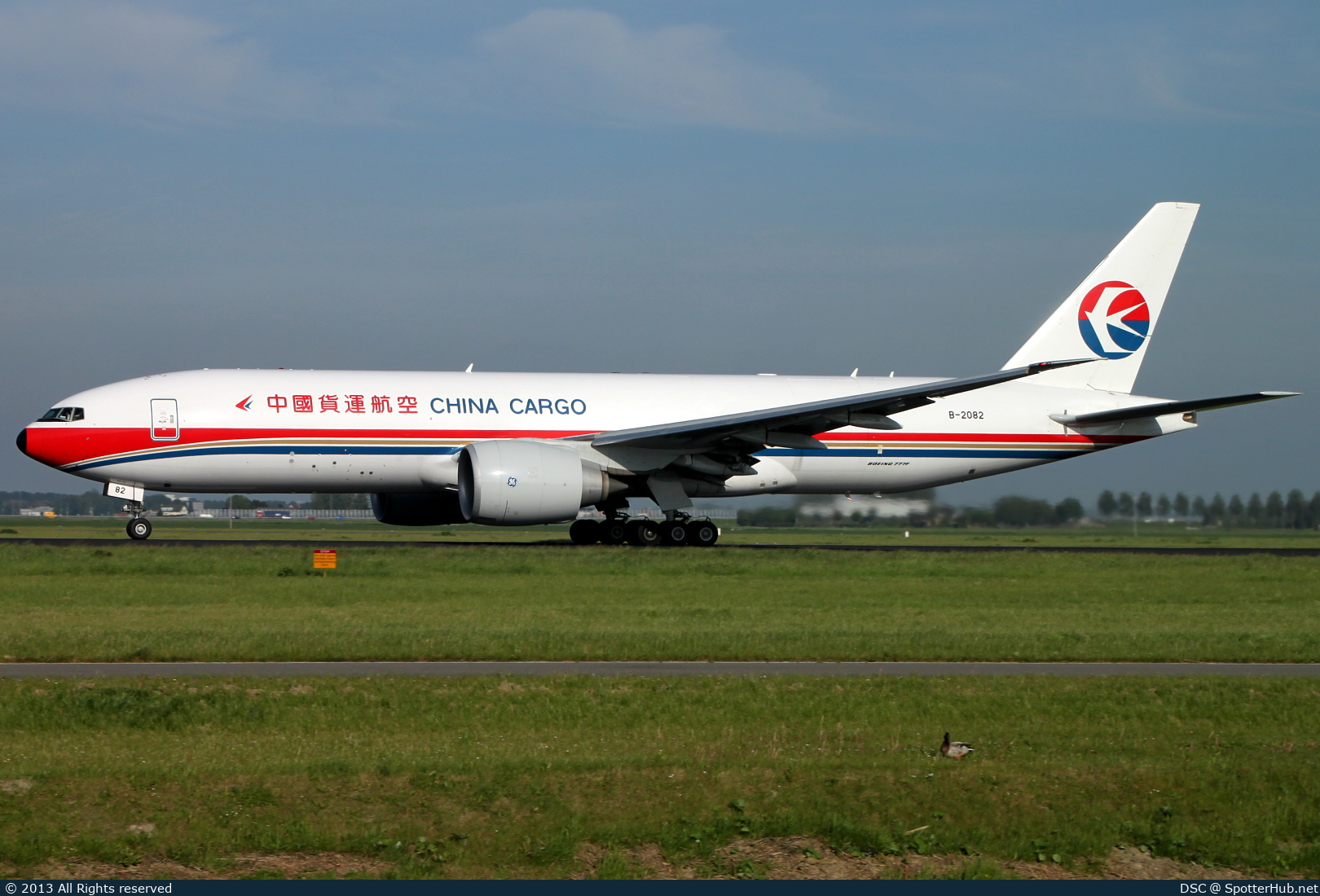 Photo of B-2082 - Boeing 777-F6N operated by China Cargo Airlines
