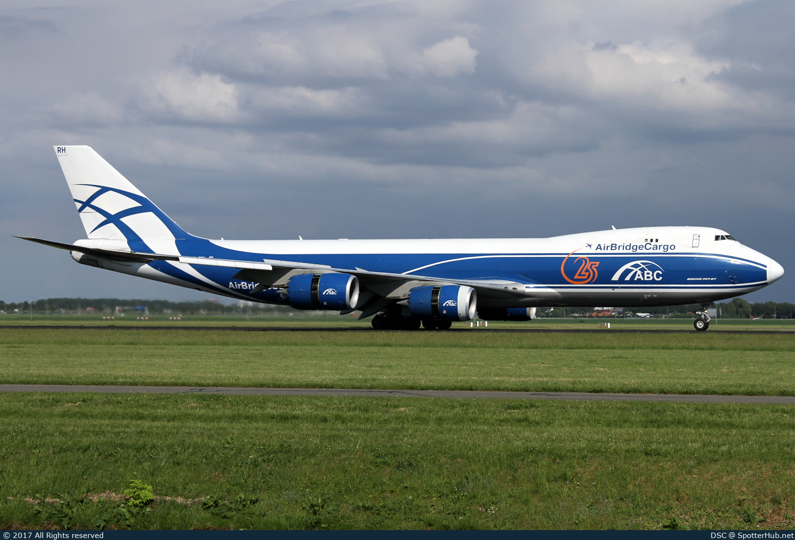 Photo of VQ-BRH - Boeing 747-8HVF operated by AirBridgeCargo Airlines