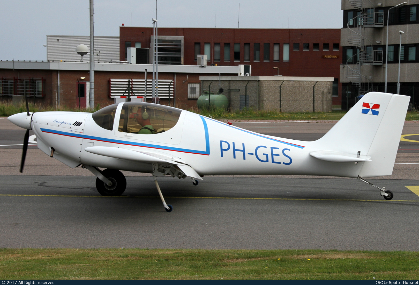 Photo of PH-GES - Europa XS operated by Private