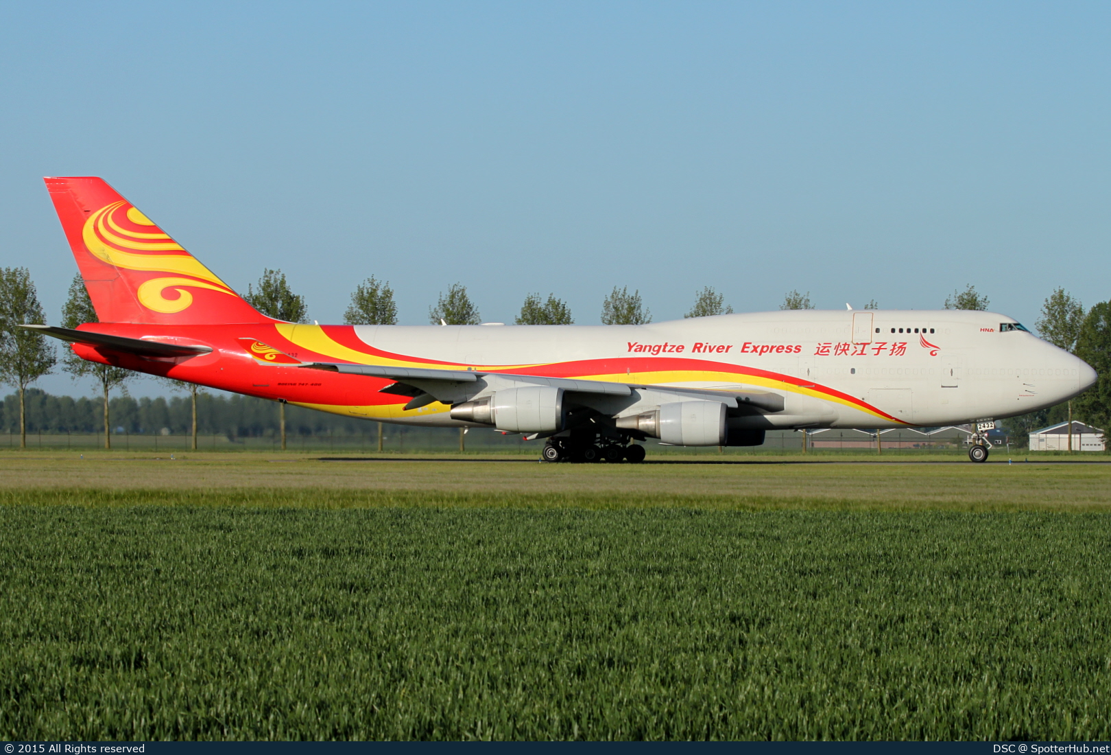 Photo of B-2432 - Boeing 747-481(BDSF) operated by Yangtze River Express