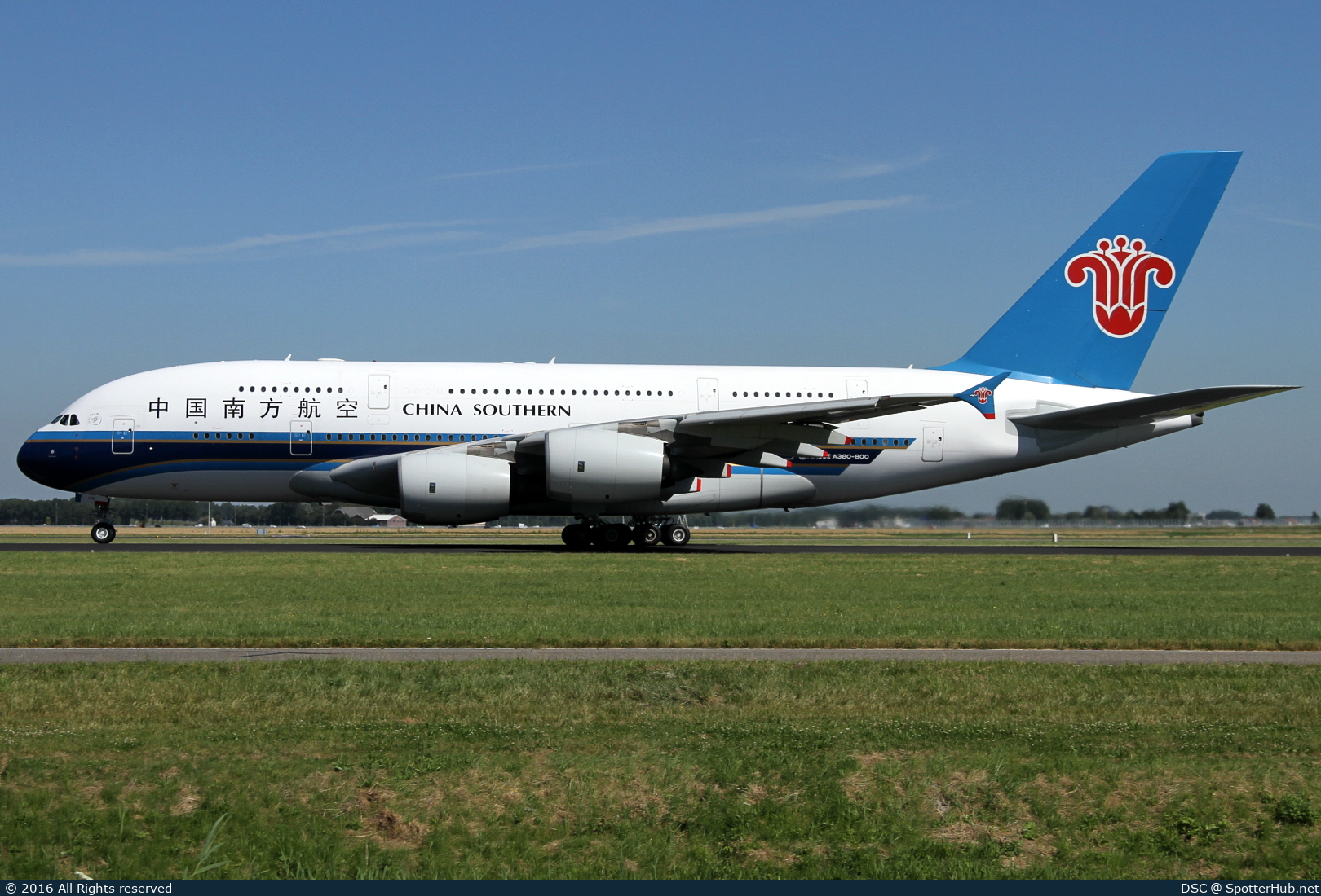 Photo of B-6139 - Airbus A380-841 operated by China Southern Airlines
