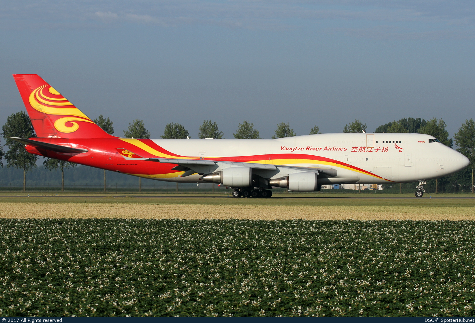 Photo of B-2435 - Boeing 747-481(BDSF) operated by Yangtze River Express