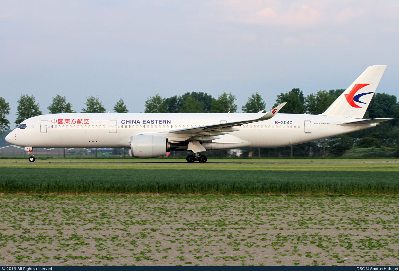 Photo of B-304D - Airbus A350-941 operated by China Eastern Airlines