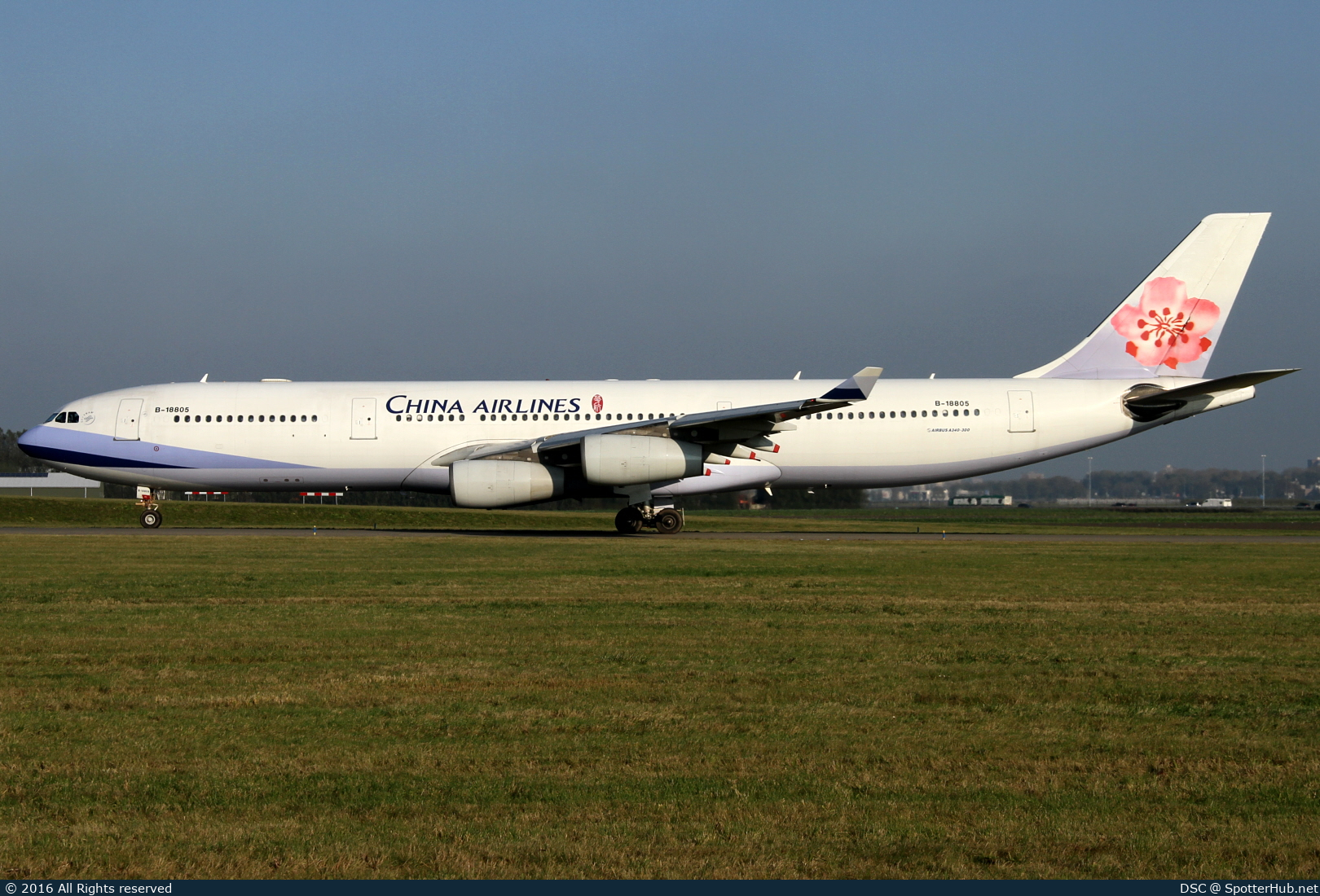 Photo of B-18805 - Airbus A340-313 operated by China Airlines