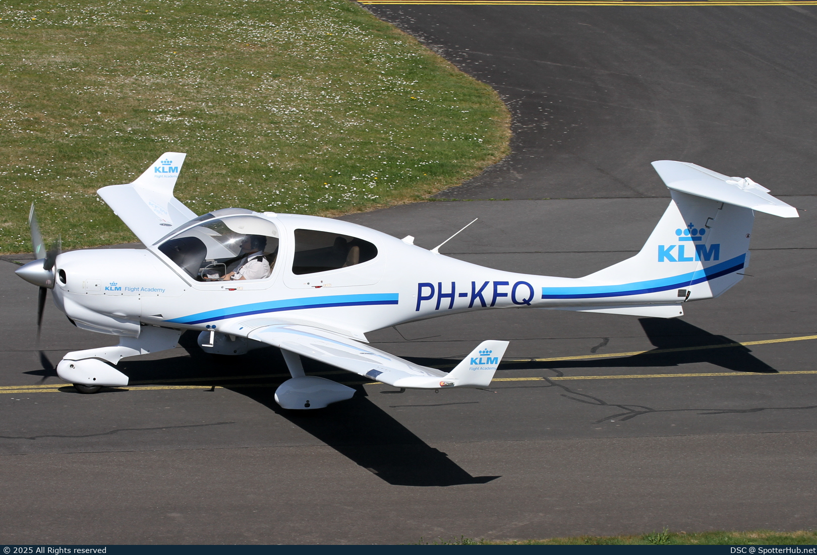 Photo of PH-KFQ - Diamond DA40 NG Diamond Star operated by KLM Flight Academy