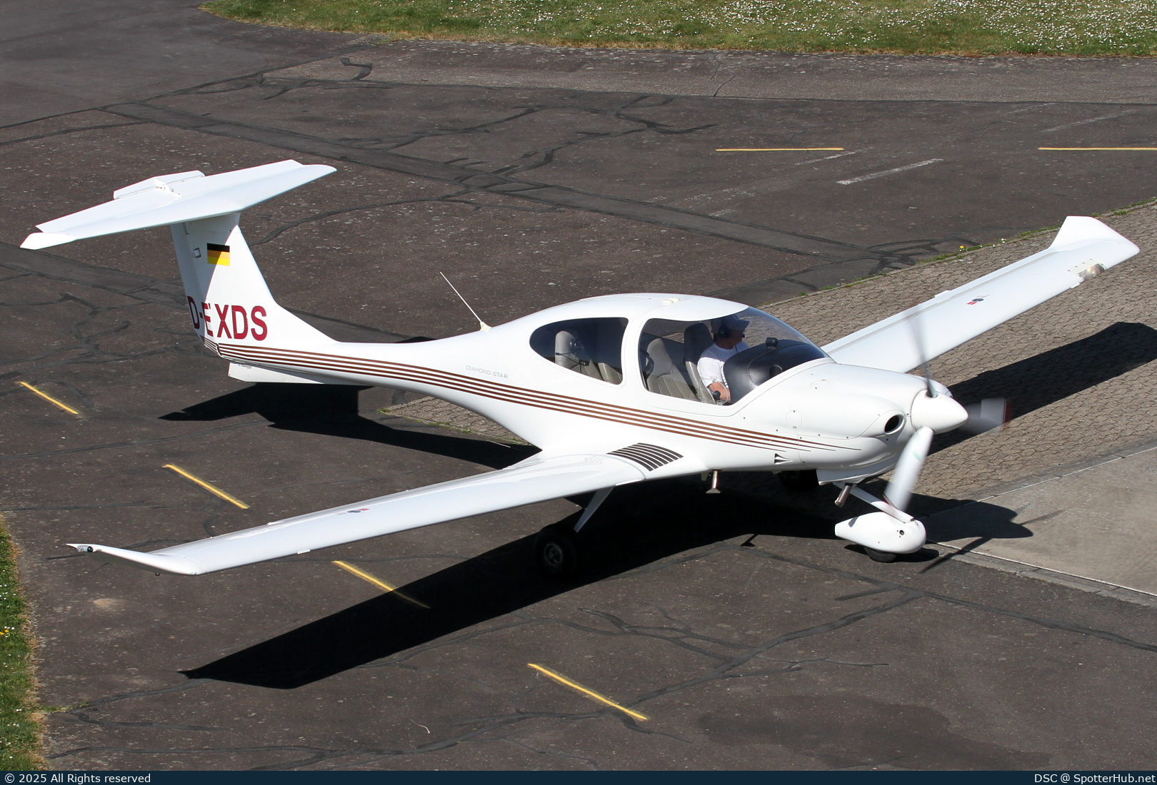 Photo of D-EXDS - Diamond DA40 Diamond Star operated by Aero-Club Pirmasens
