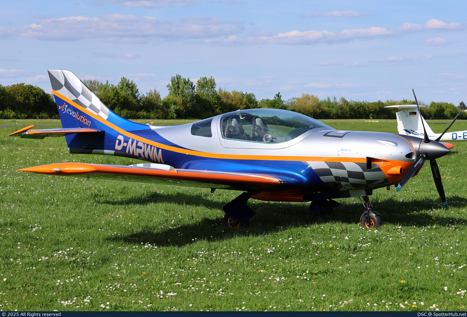 Photo of D-MRWM - JMB VL-3-Evolution RG operated by Private