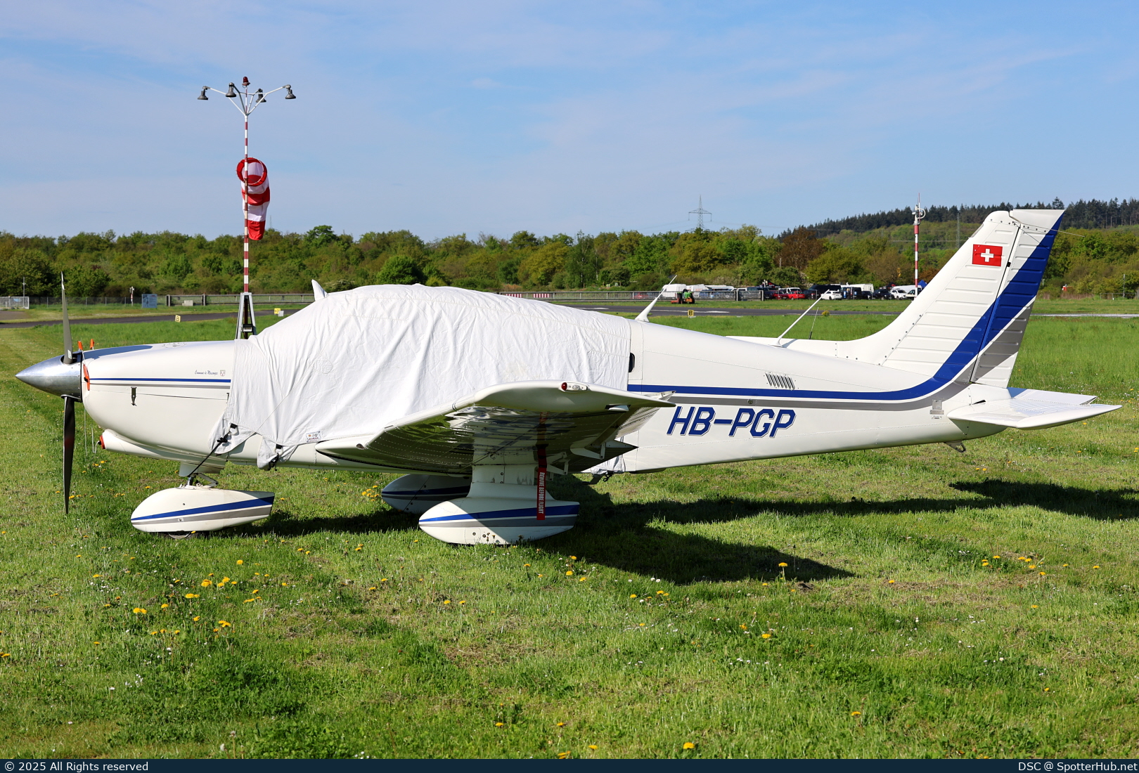 Photo of HB-PGP - Piper PA-28-236 Dakota operated by Groupe de Vol à Moteur du Chablais