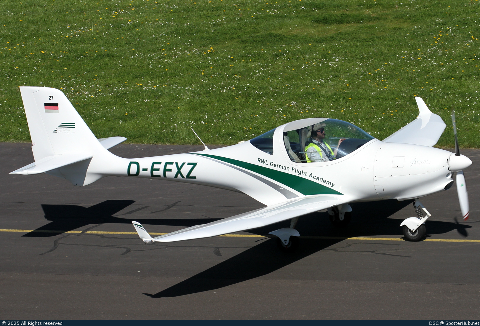 Photo of D-EFXZ - Aquila A210 operated by RWL German Flight Academy