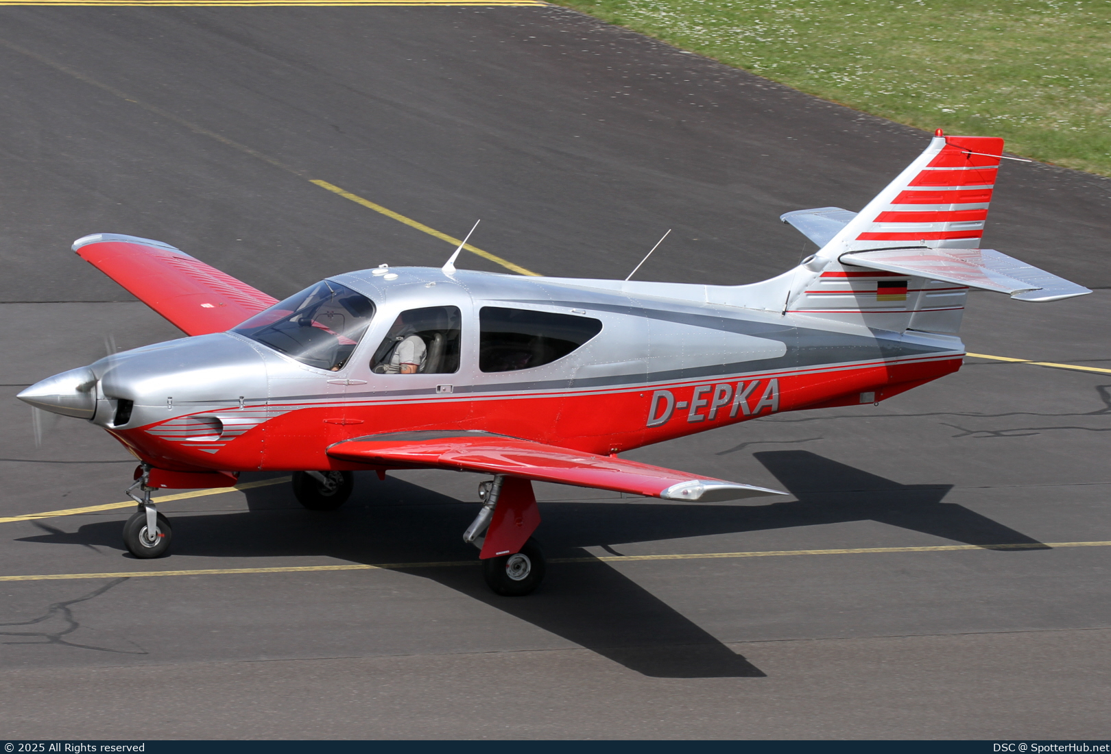 Photo of D-EPKA - Rockwell Commander 112TC operated by Private