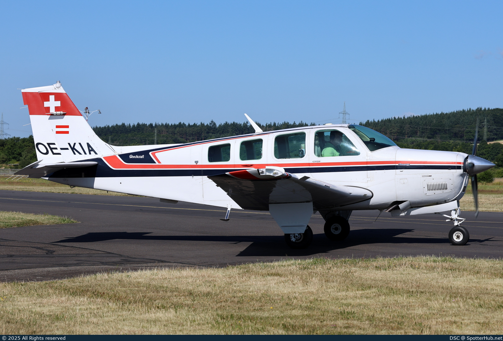 Photo of OE-KIA - Beechcraft A36 Bonanza operated by Private