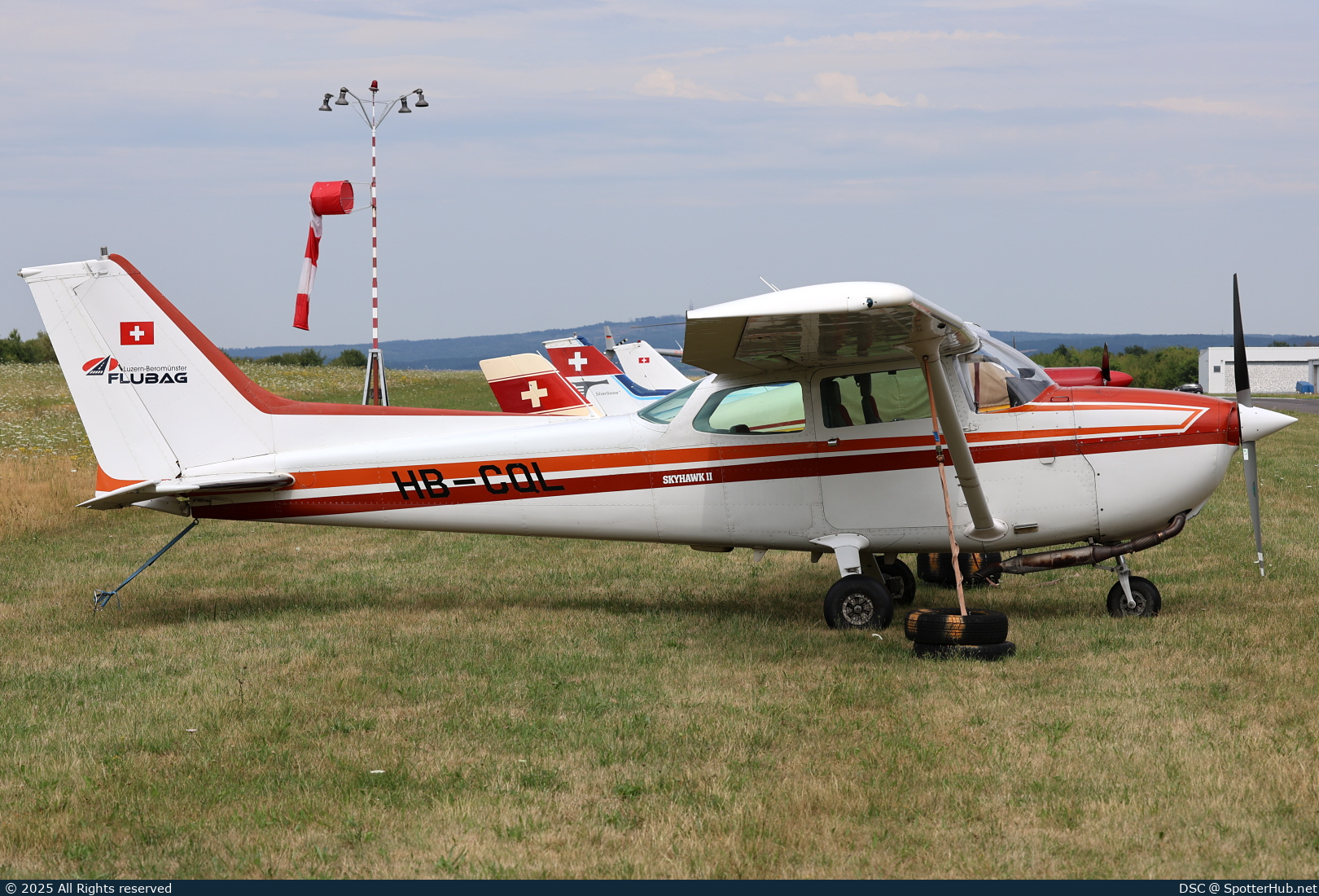 Photo of HB-CQL - Cessna 172P Skyhawk II operated by Flubag