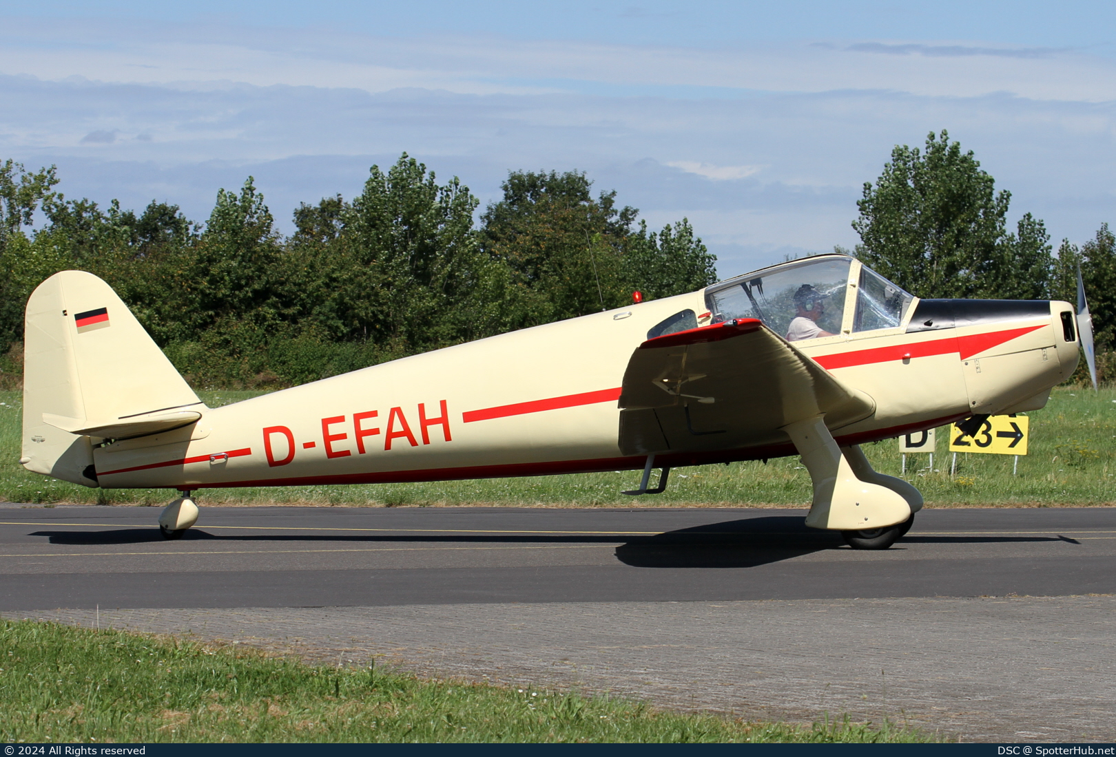 Photo of D-EFAH - Klemm Kl 107 C operated by Flugsportgruppe Hanns Klemm Böblingen - Calw