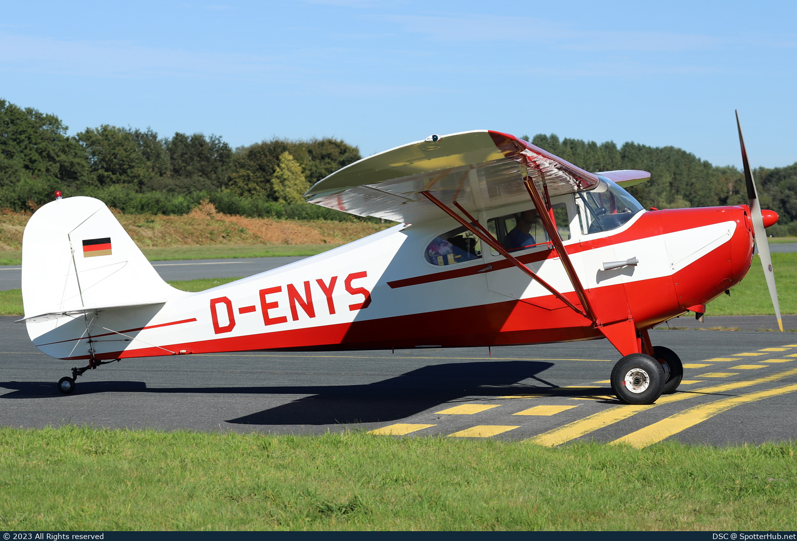 Photo of D-ENYS - Aeronca 11BC Chief operated by Private