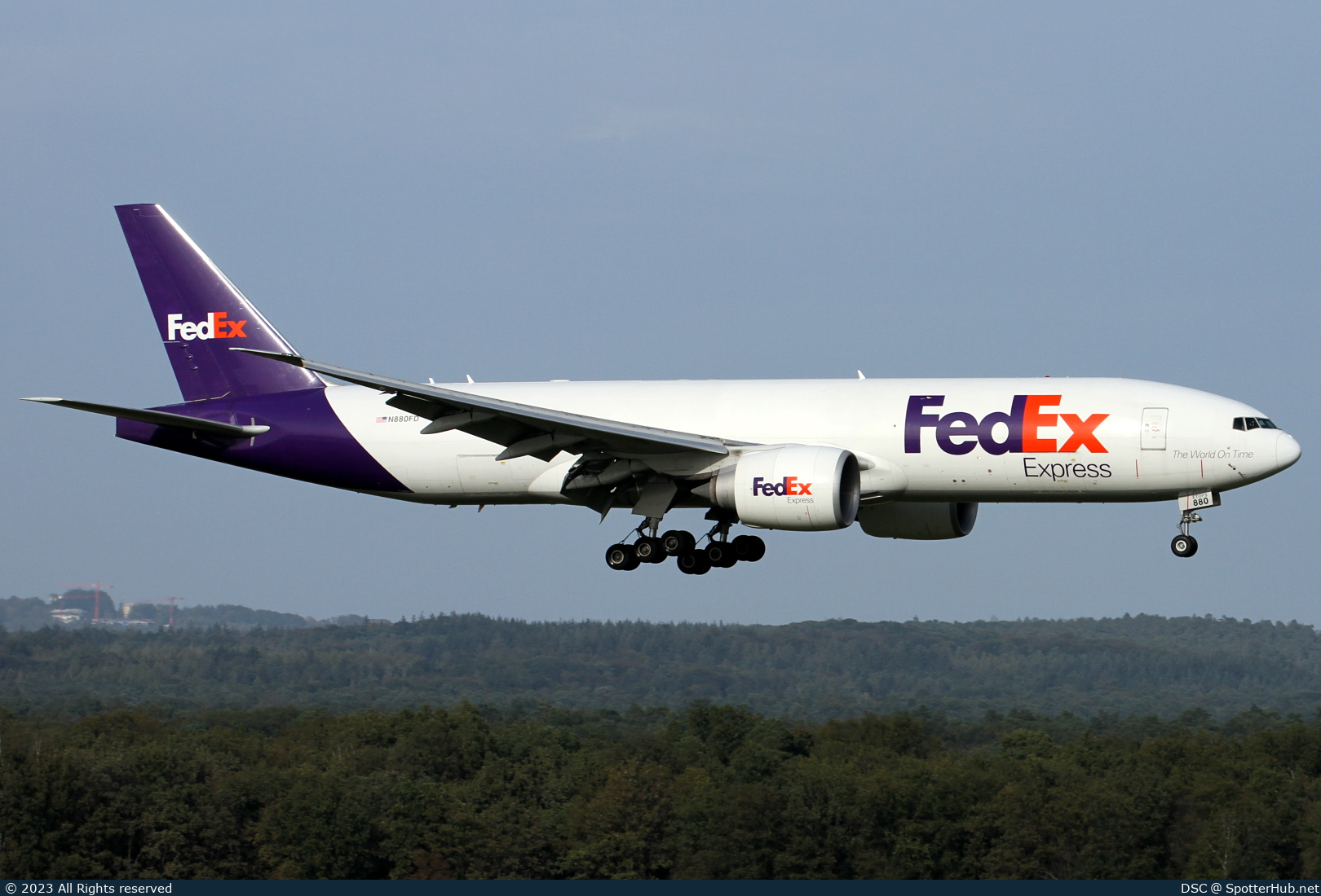Photo of N880FD - Boeing 777-F28 operated by FedEx