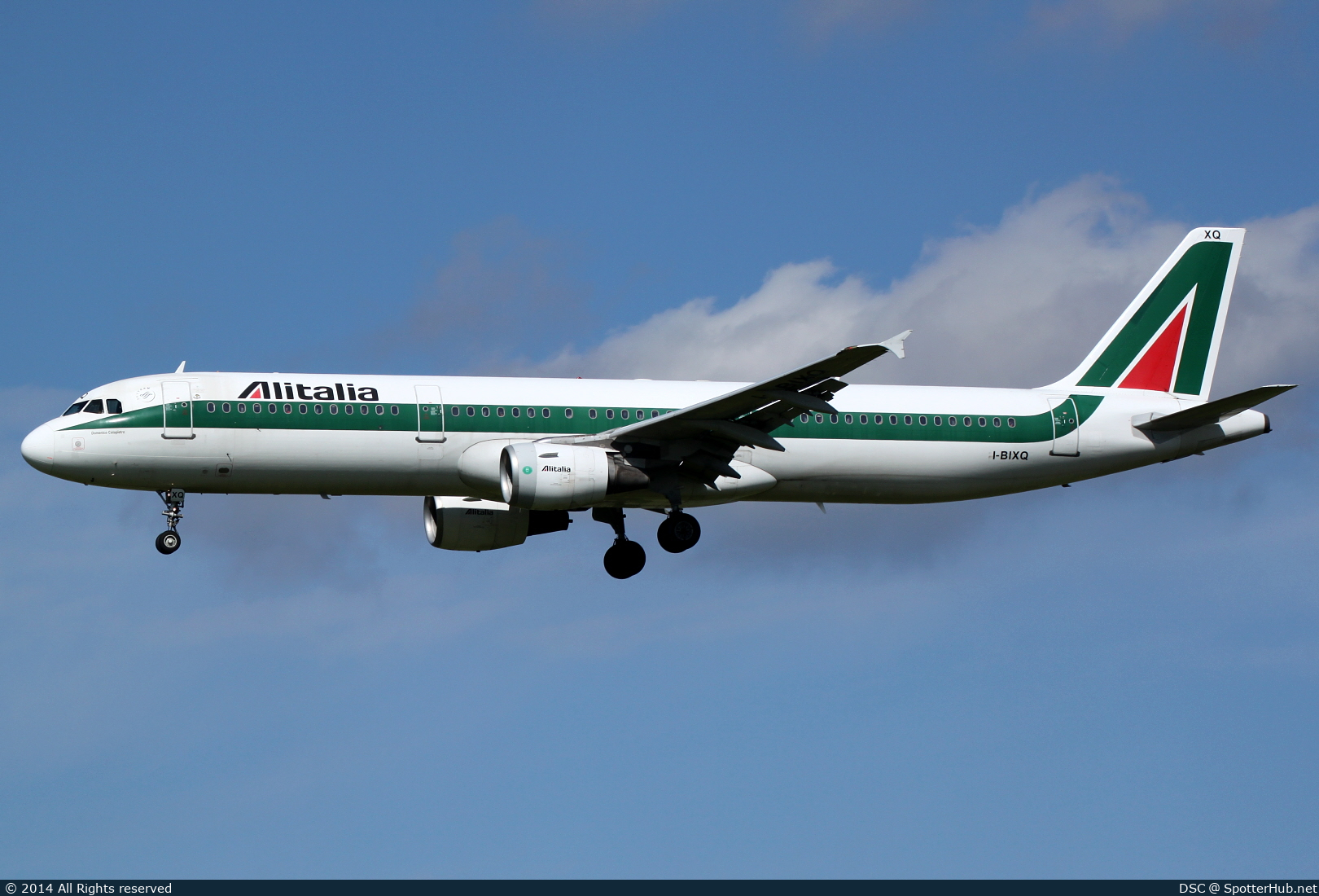 Photo of I-BIXQ - Airbus A321-112 operated by Alitalia