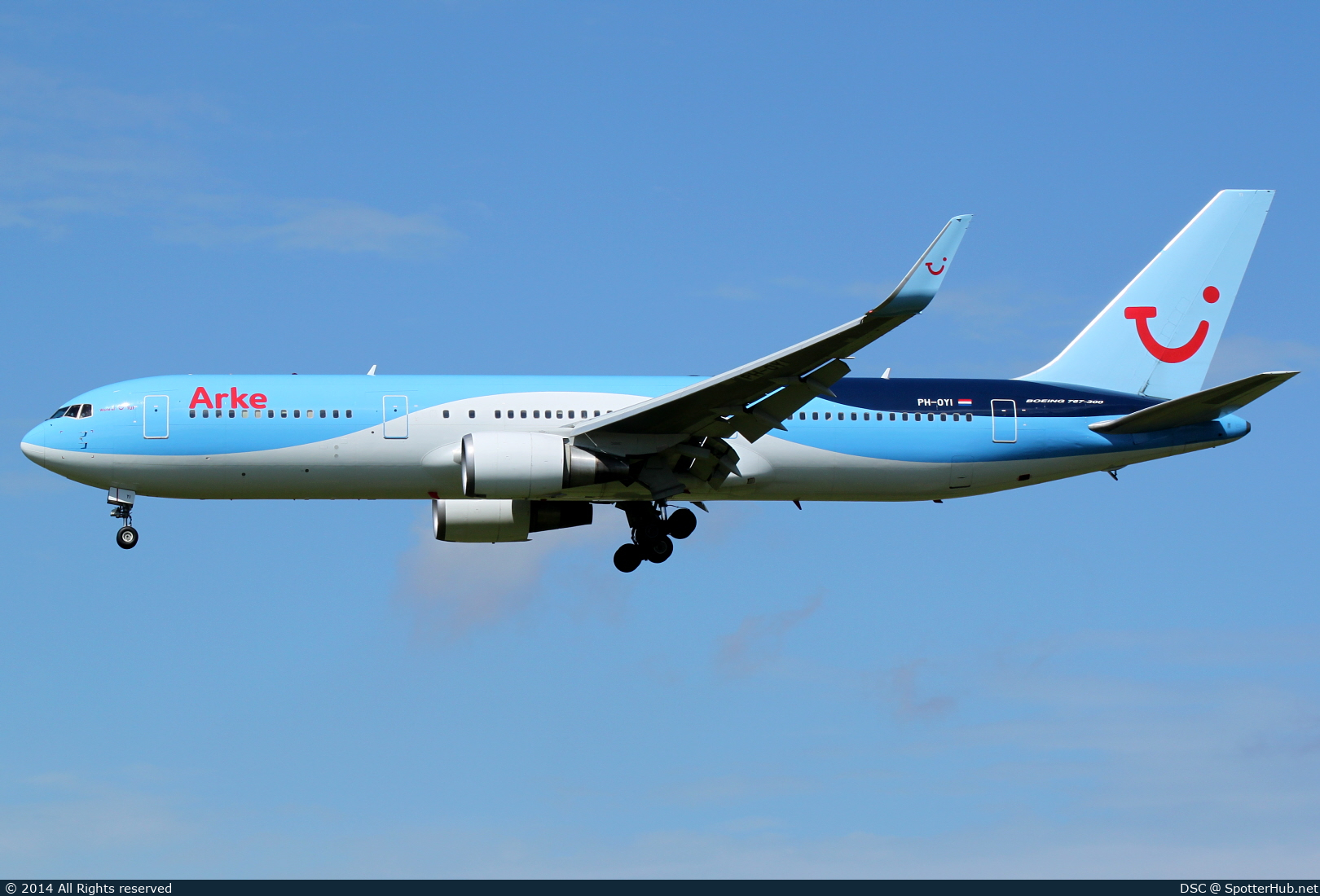 Photo of PH-OYI - Boeing 767-304(ER) operated by Arke