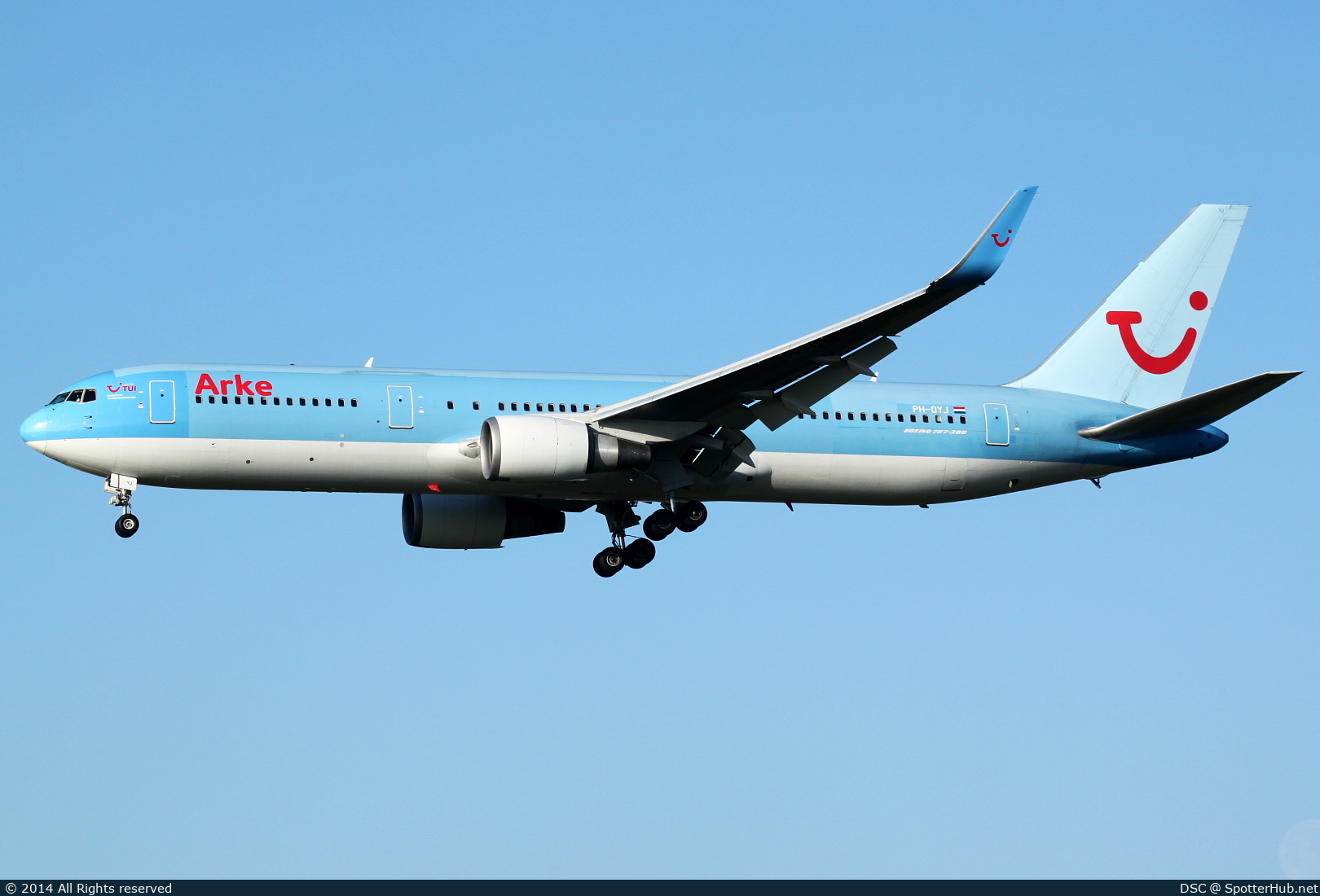 Photo of PH-OYJ - Boeing 767-304(ER) operated by Arke