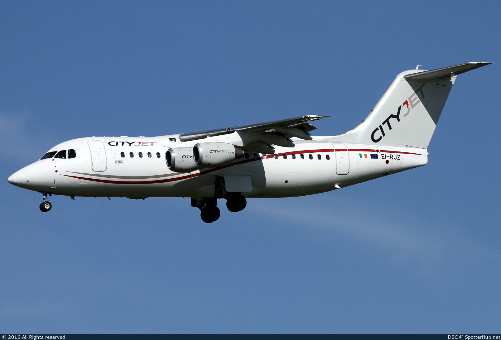 Photo of EI-RJZ - British Aerospace Avro RJ85 operated by CityJet
