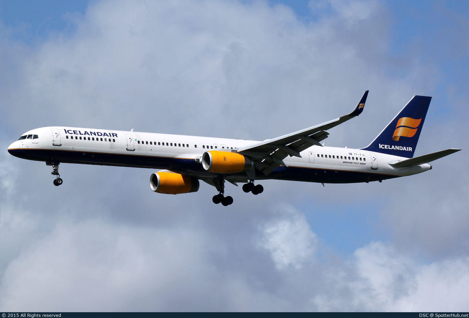 Photo of TF-FIX - Boeing 757-308 operated by Icelandair