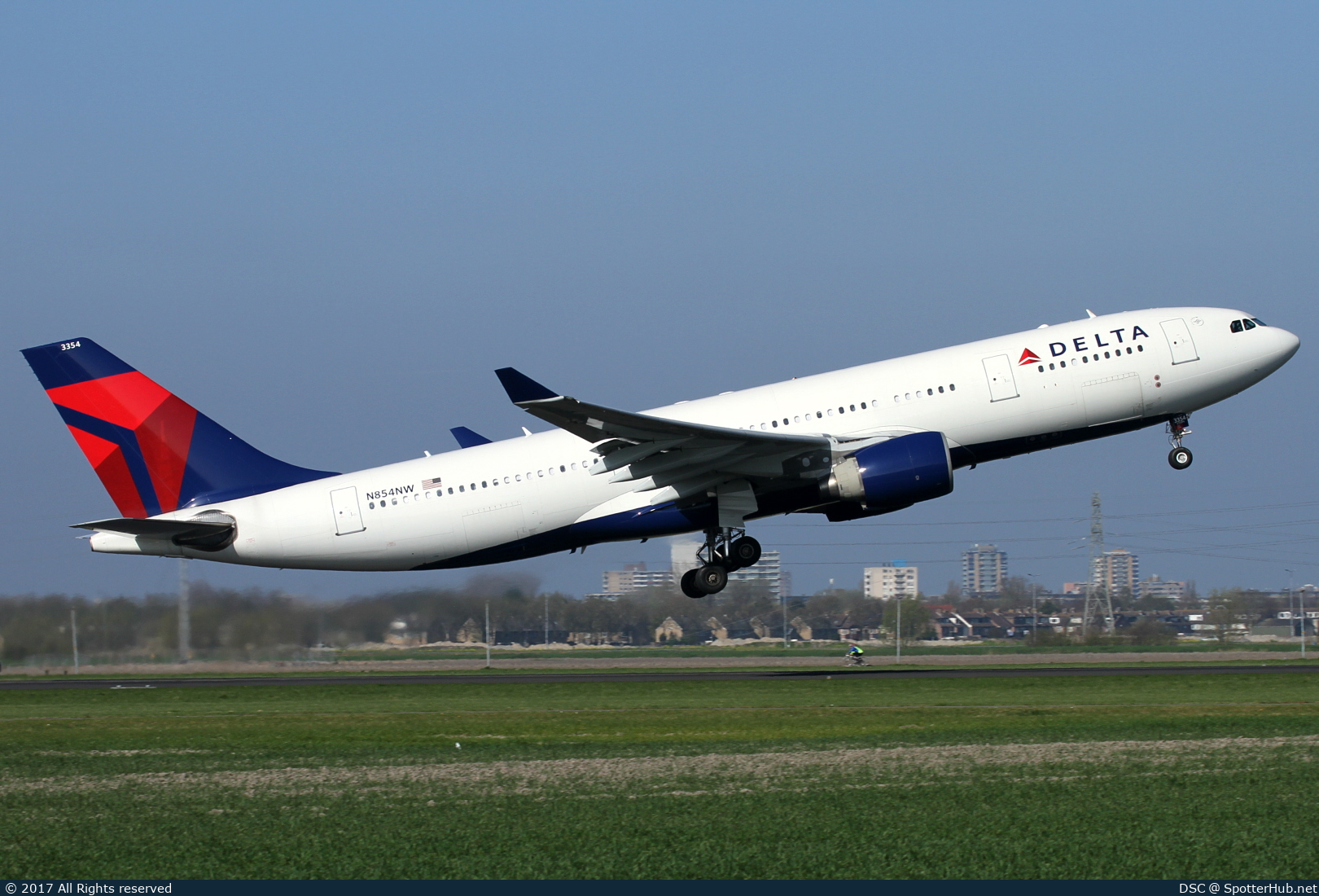 Photo of N854NW - Airbus A330-223 operated by Delta Air Lines